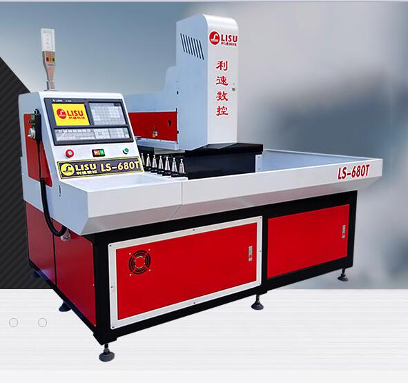 散热(rè)片钻孔机